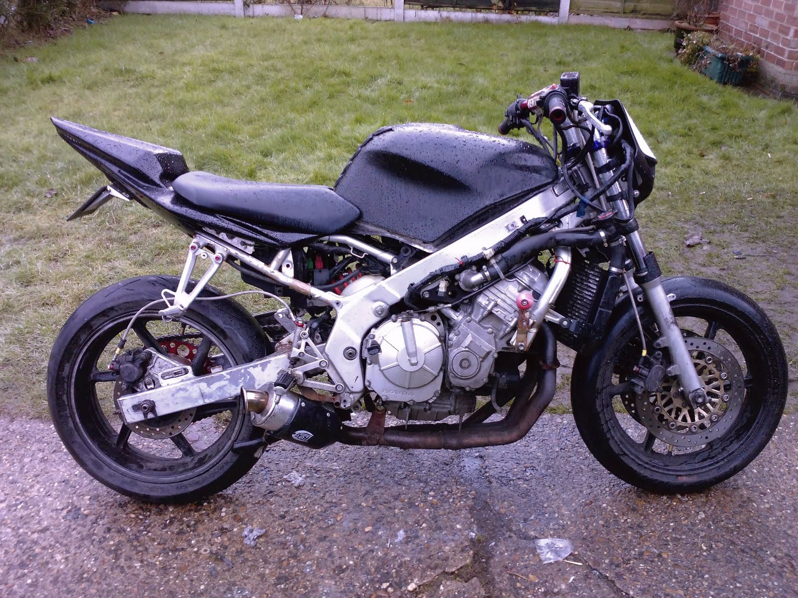 Cb400 Custom Street Fighter